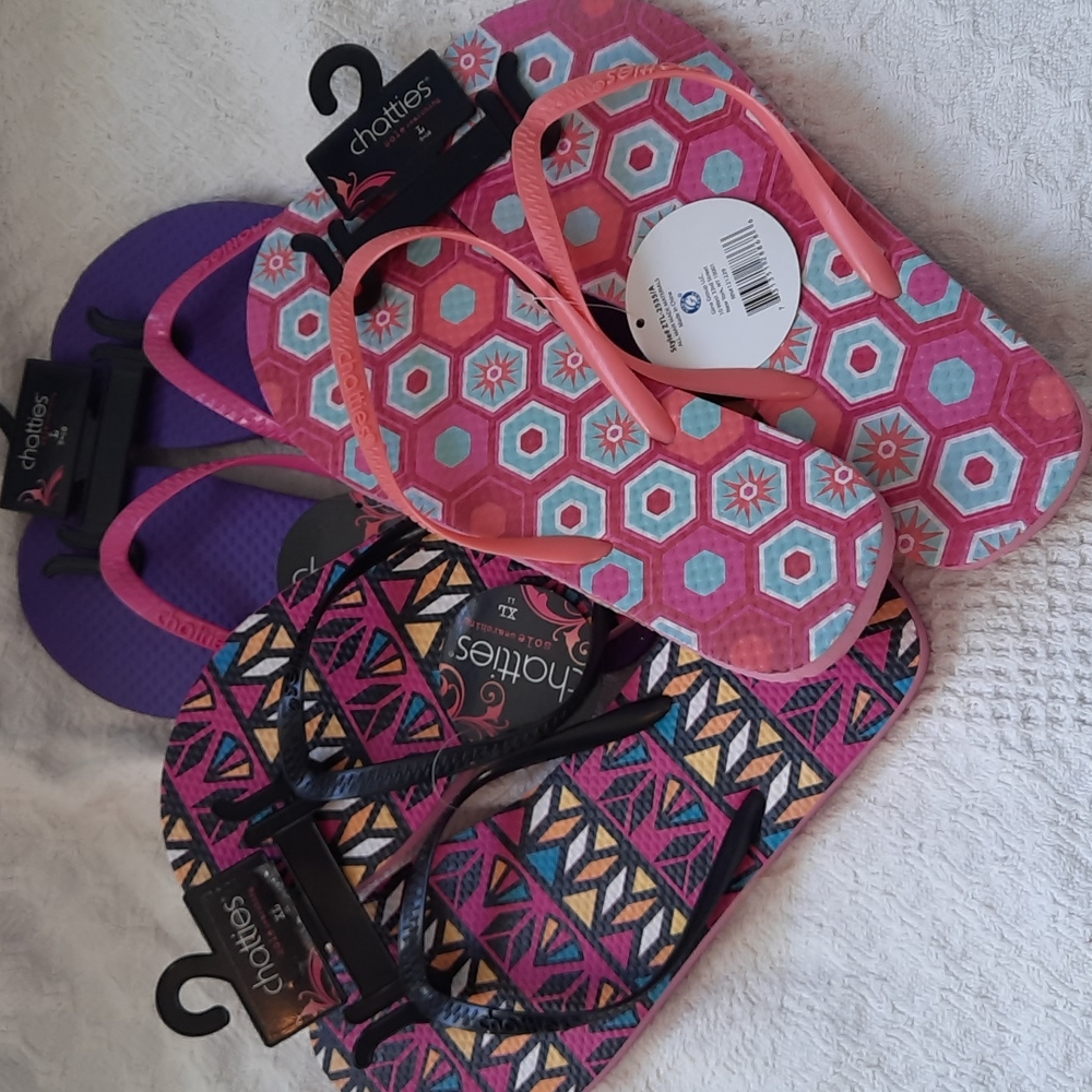 Flip Flops Chatties Colorful Fun Footwear Beach Pool Cruise Pedicure NWT